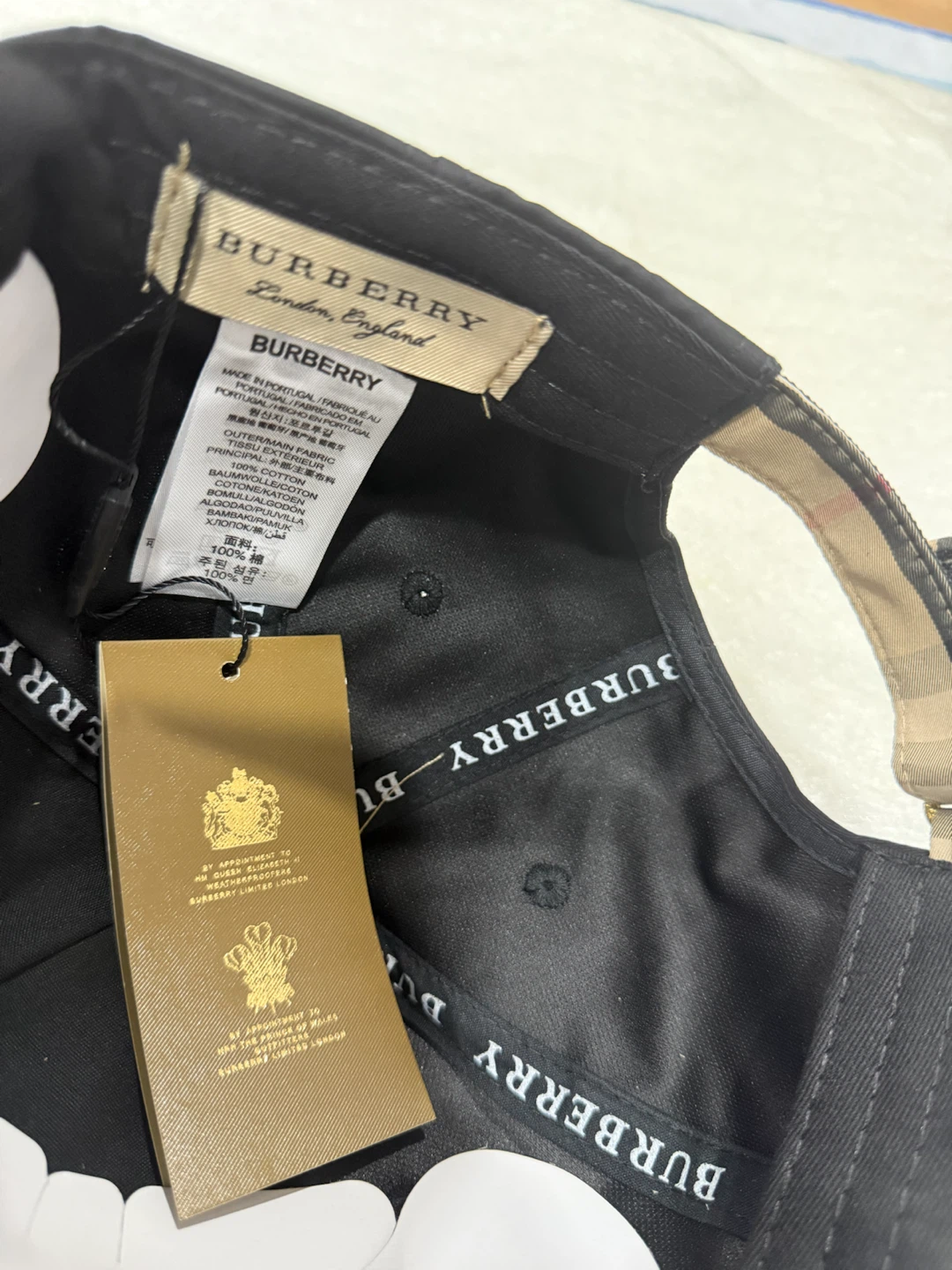 Burberry Baseball Cap - photo 5