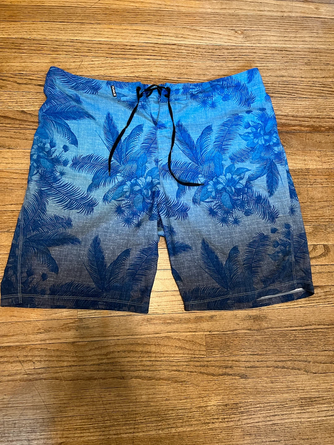 Hurley Board Shorts - Size 36 - photo 2