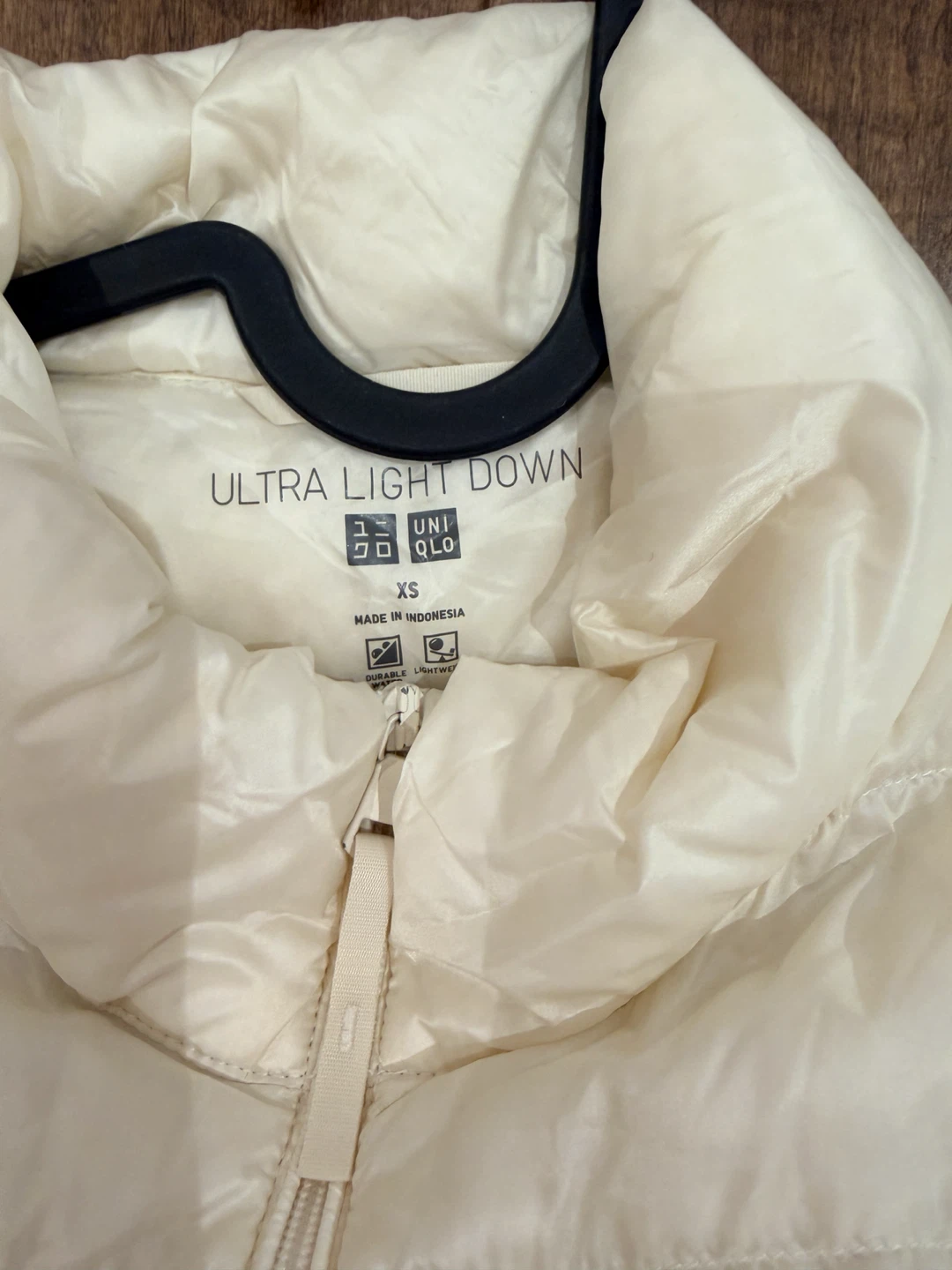 UNIQLO Ultra Light Down Vest Cream XS - photo 3