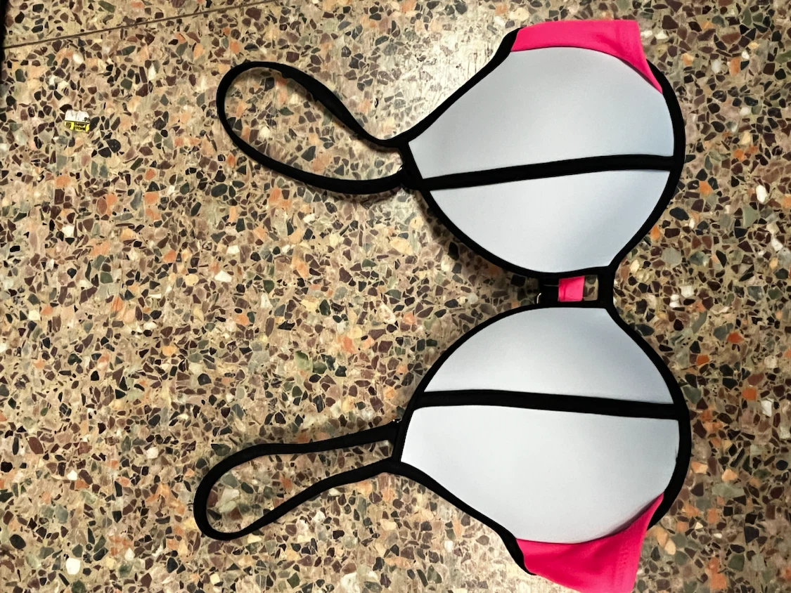 2000’s style Victoria secret bikini top - photo 3