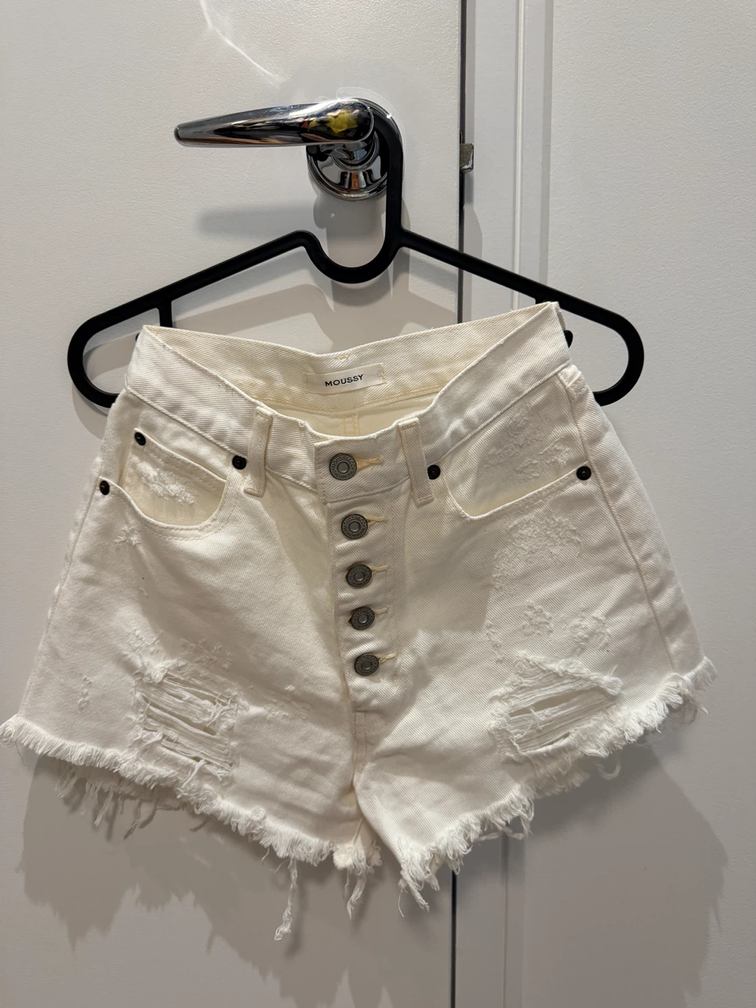 MOUSSY White Distressed Denim Shorts