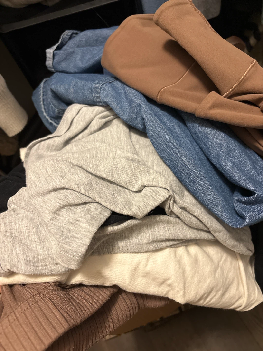 Bundle of Women's Clothing (L)