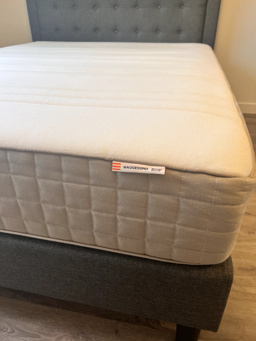 Queen Hybrid Mattress - photo 2