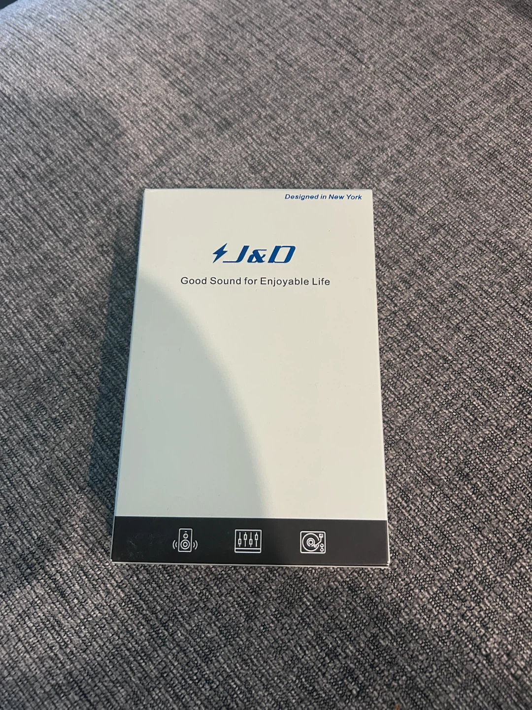 J&D 3 RCA to 3.5mm AV Input Adapter