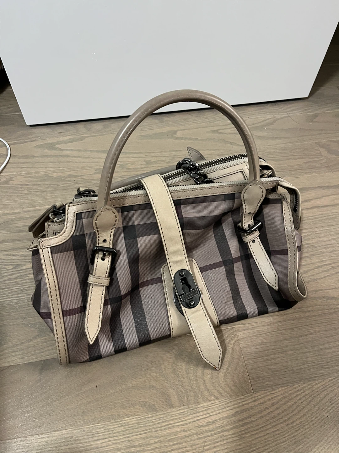 Burberry Bartow Bowler Bag Purse Check Leather Satchel
