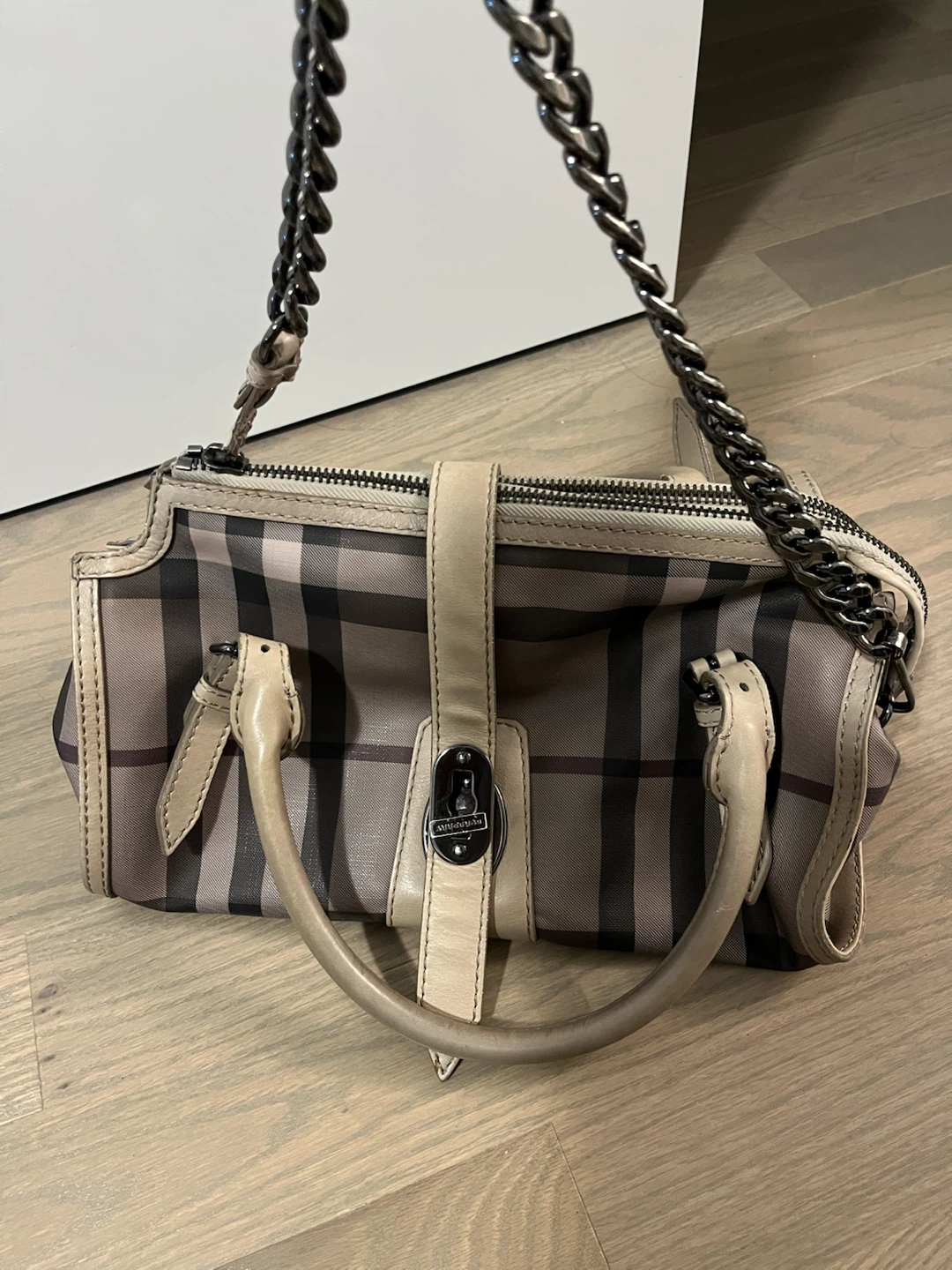 Burberry Bartow Bowler Bag Purse Check Leather Satchel - photo 3
