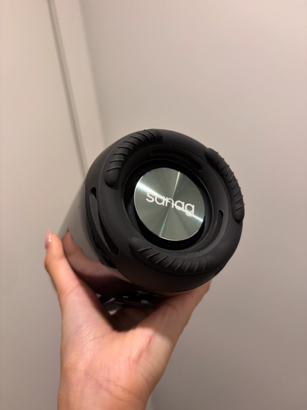 Portable Bluetooth Speaker - photo 2