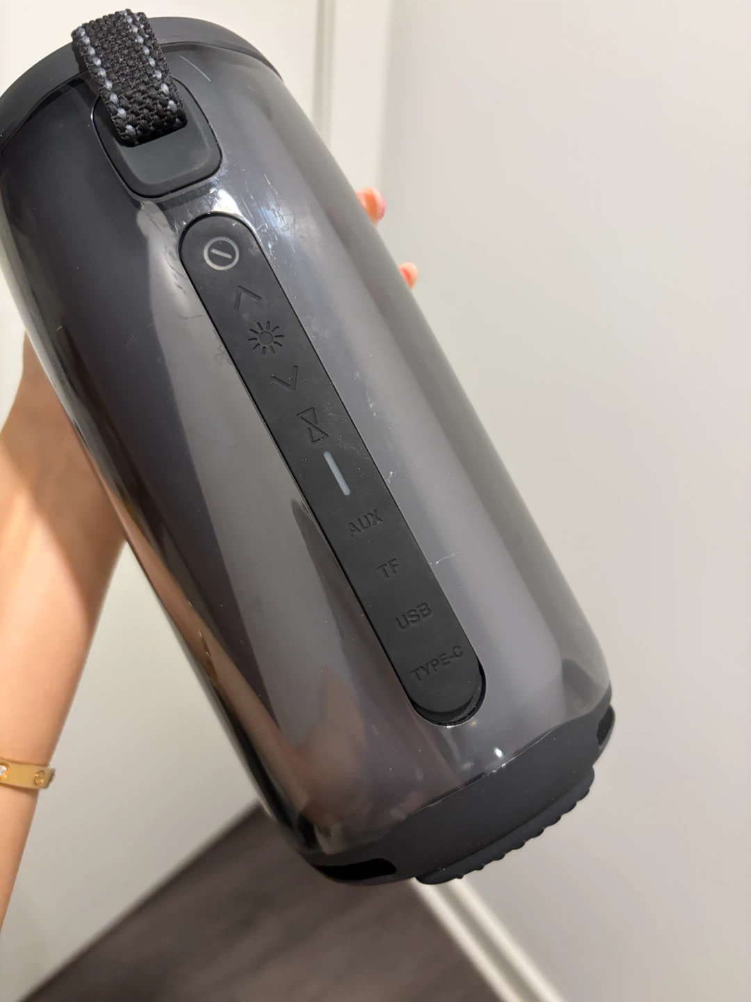 Portable Bluetooth Speaker - photo 5
