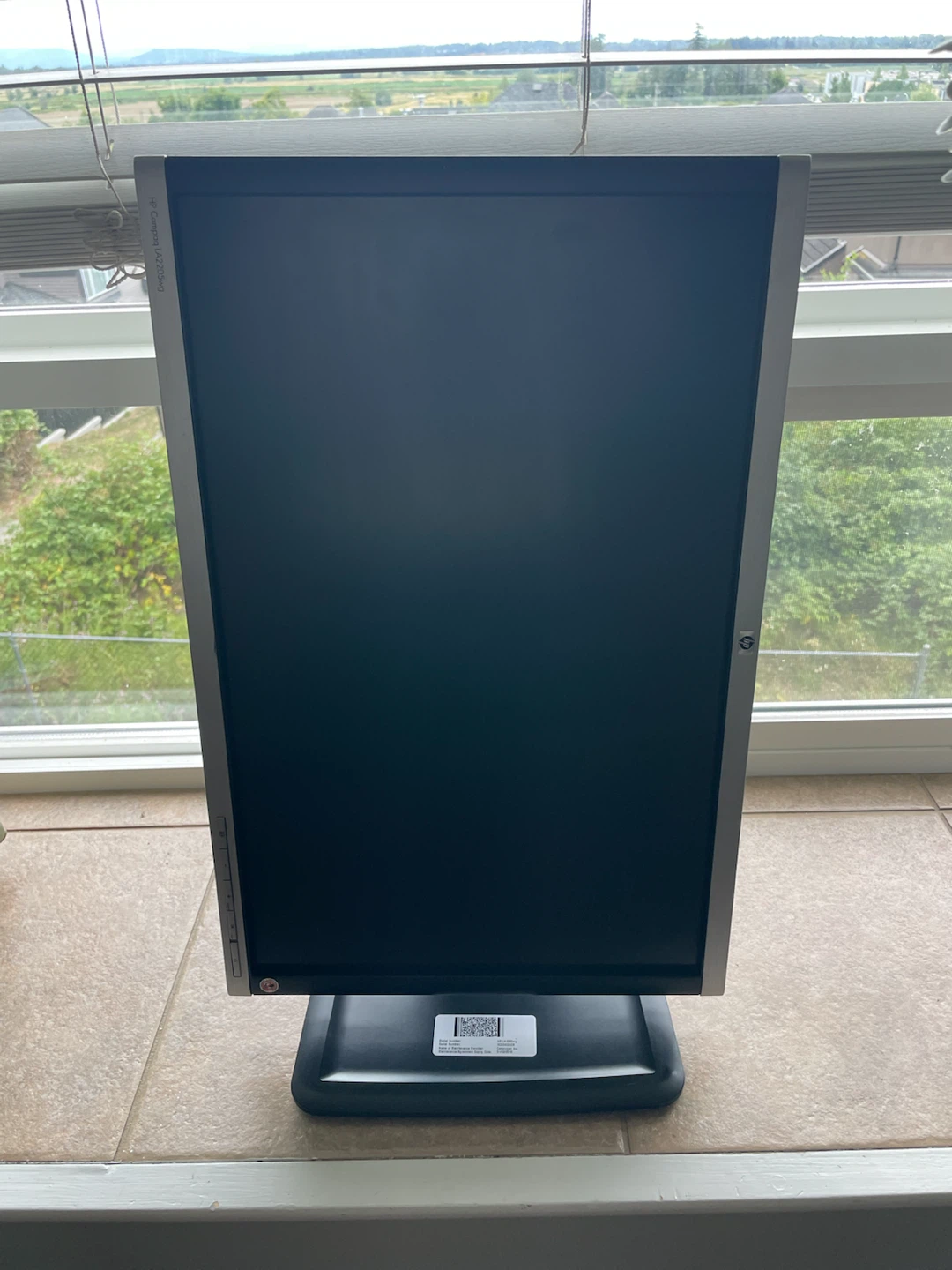 HP Compaq LA2205wg Monitor - photo 5