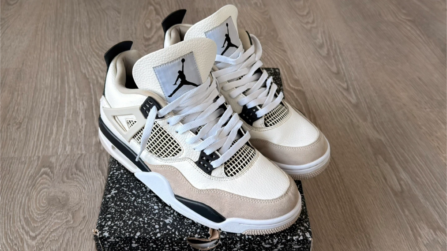 Air Jordan 4 Retro Military Black White Neutral Grey
