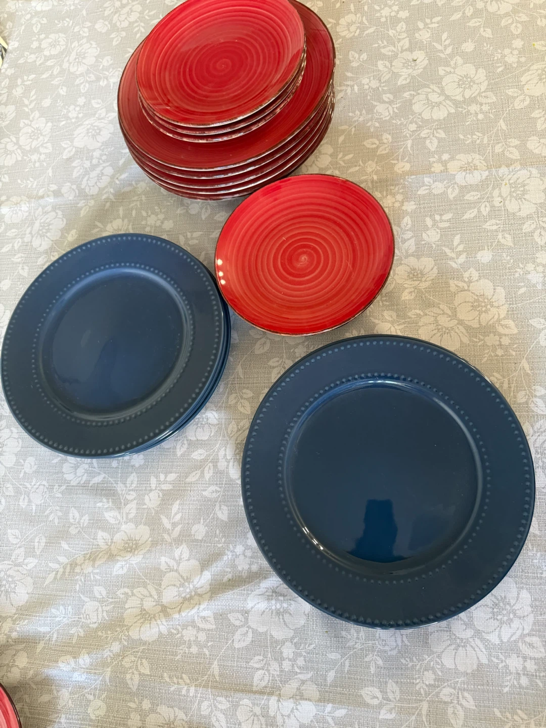 Dinner Plates Set (brand new)