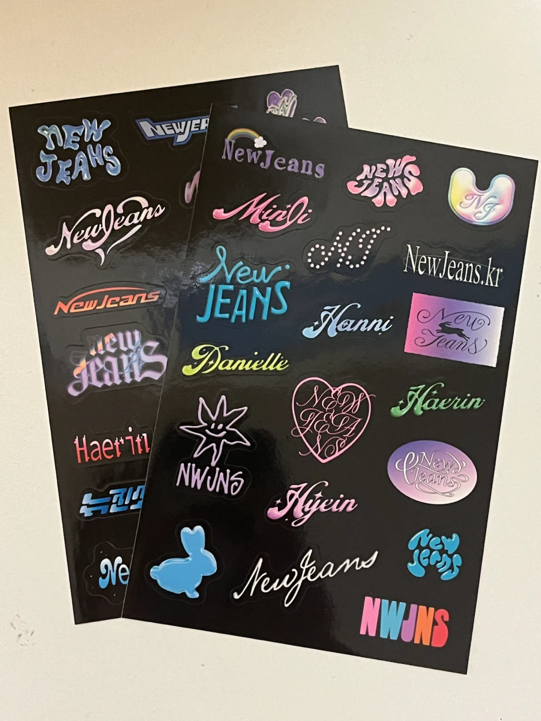 NewJeans Hyein Postcards and Sticker-sheets - photo 3
