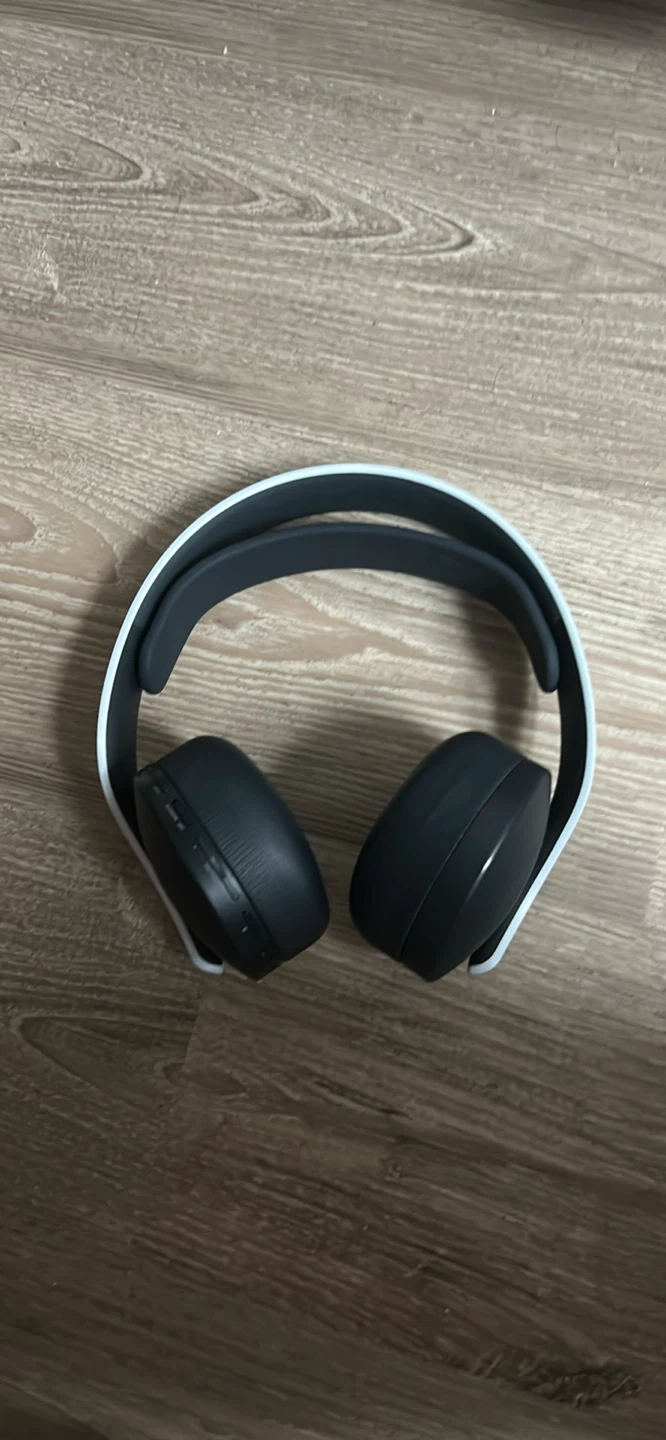 PlayStation 5 Pulse 3D Wireless Headset – Excellent Condition