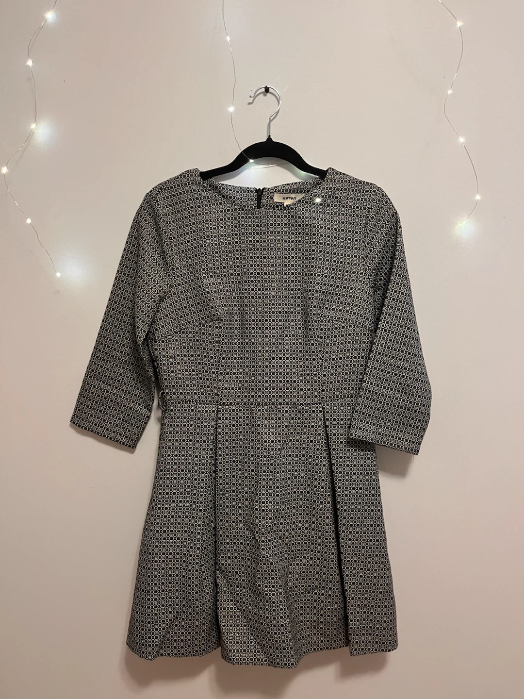 Women's Black & White Geometric Print Dress