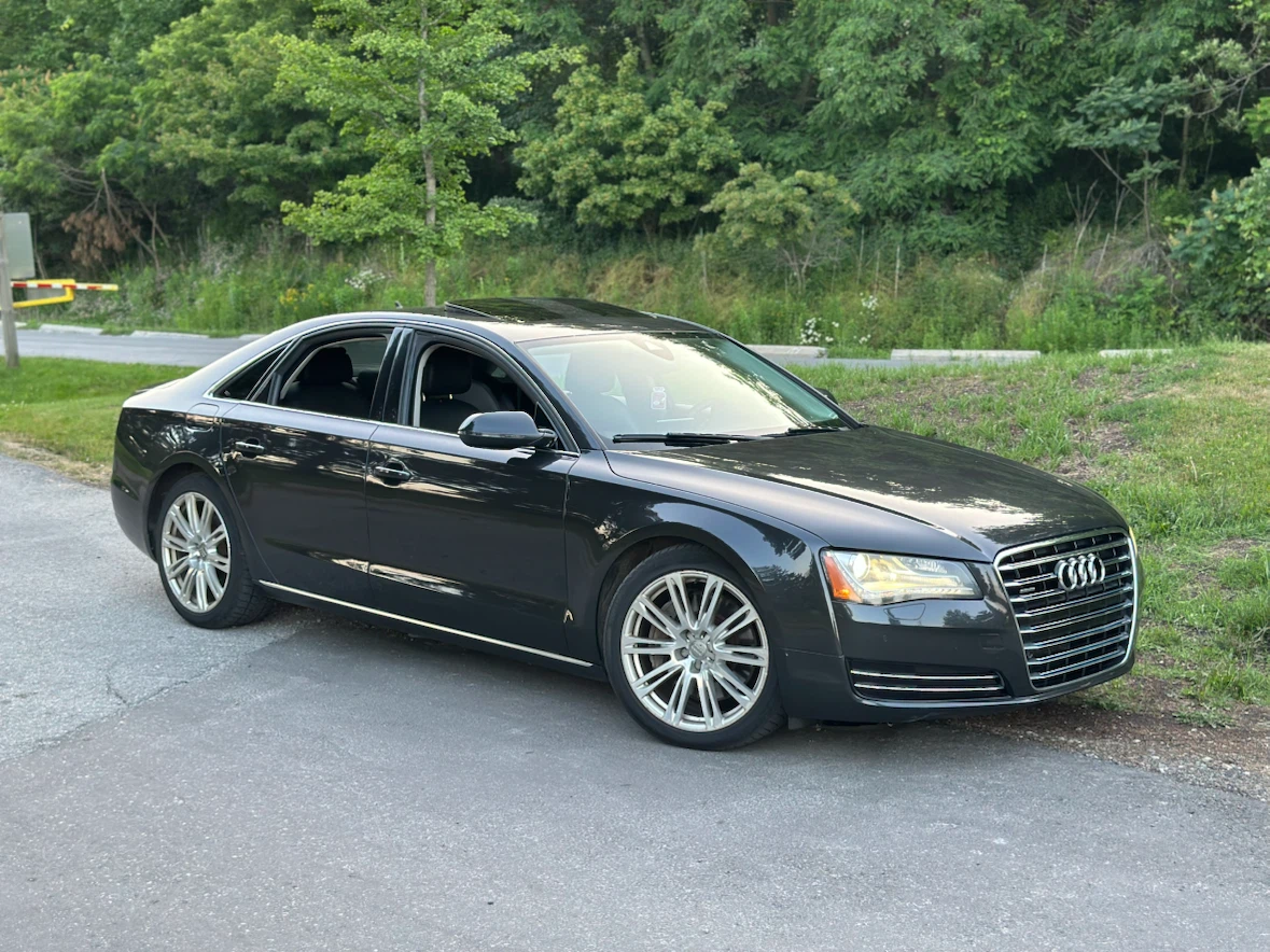 Audi A8 Sedan