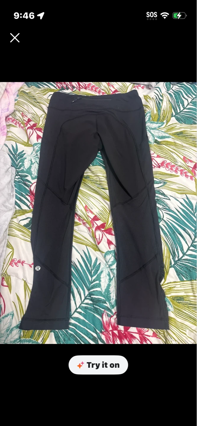 Lululemon Black Cropped Athletic Leggings