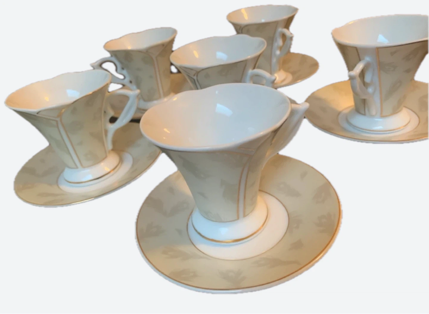 Set of 6 Tea Cups and Saucers