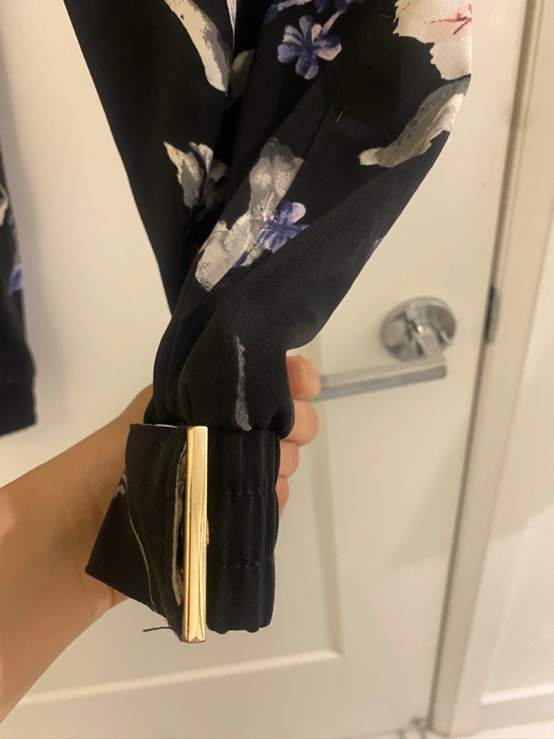 Dynamite Black Floral Jogger Pants - photo 4