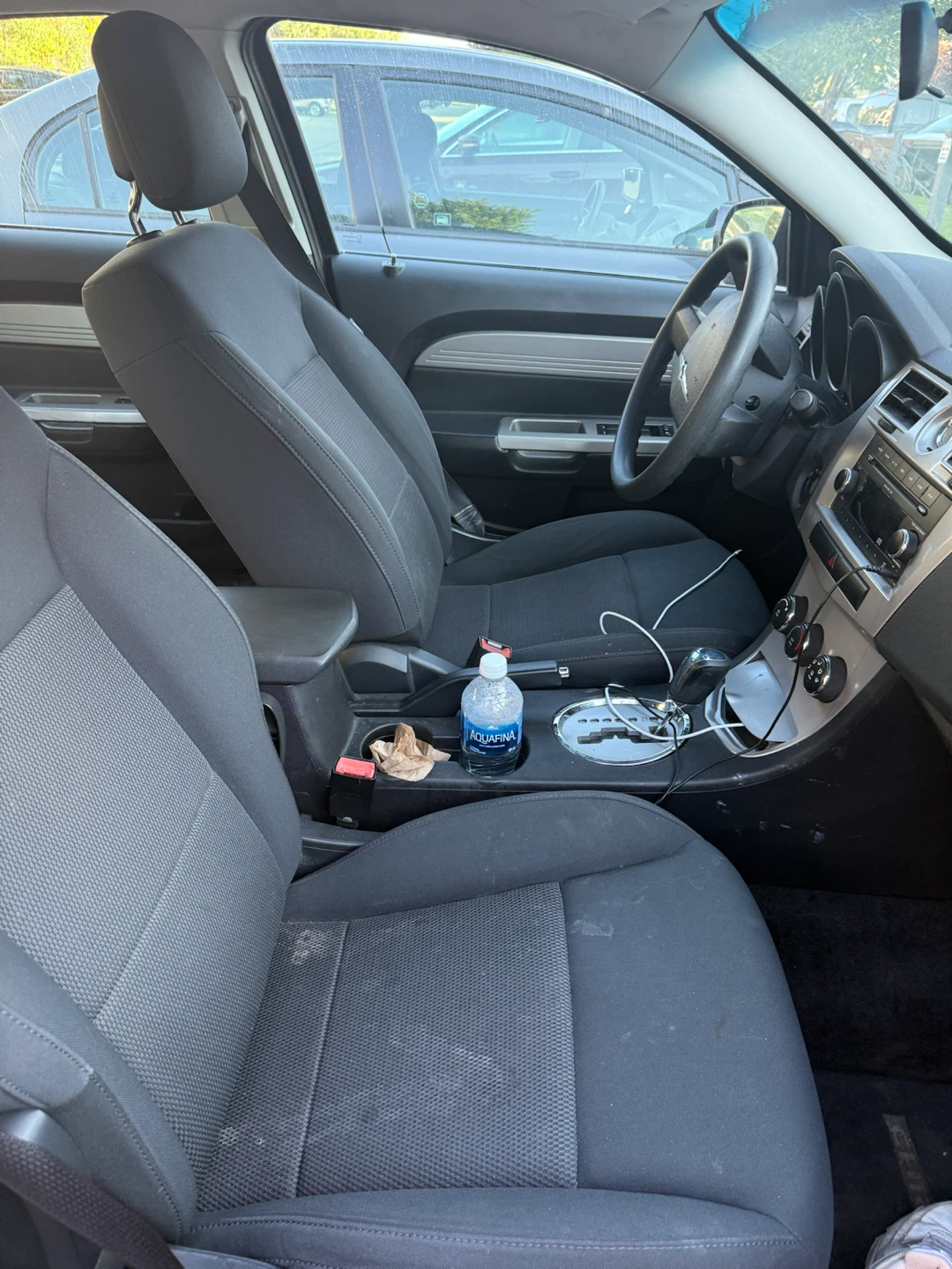 2010 Chrysler Sebring 200 - photo 5