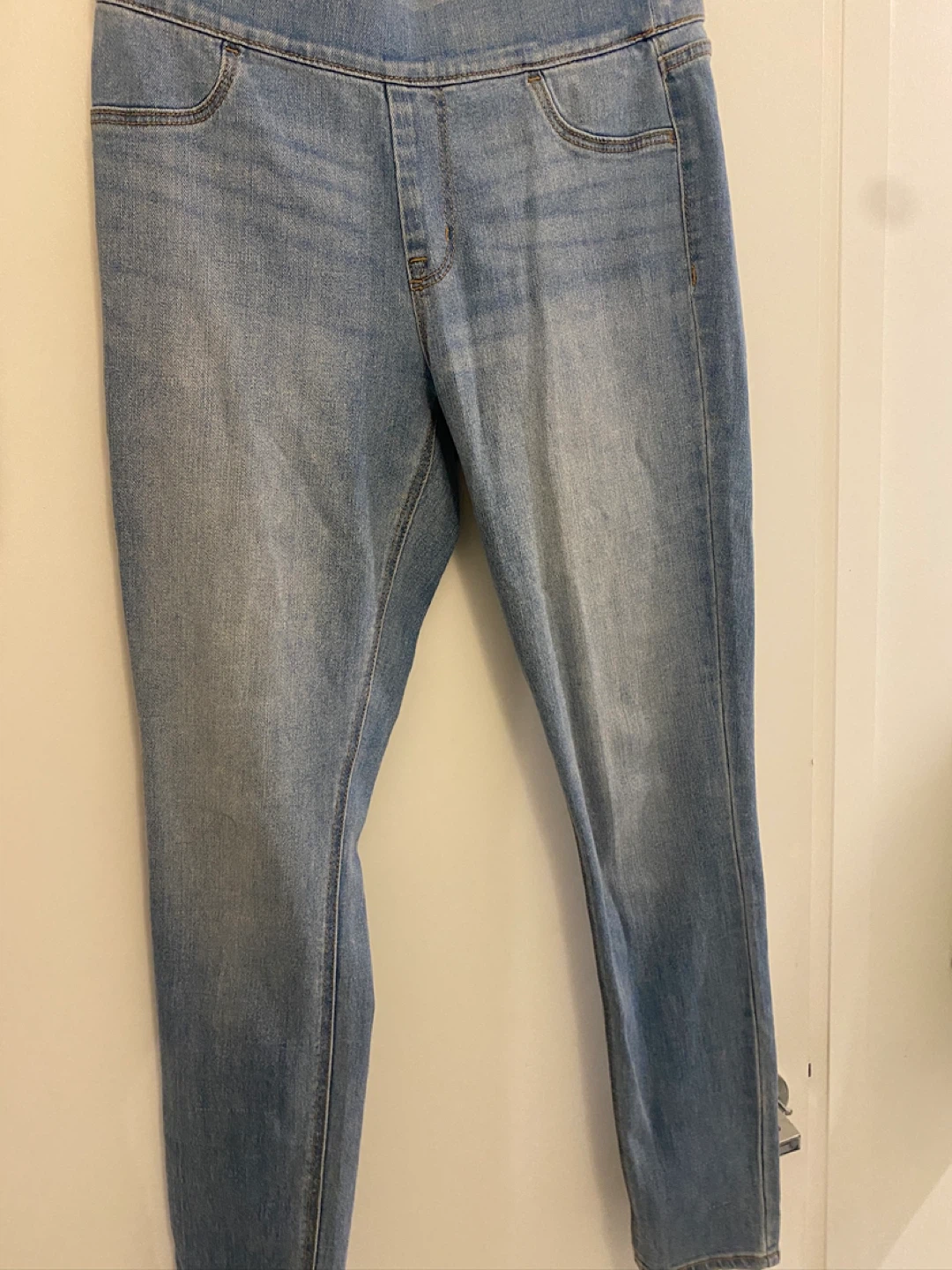 Old Navy Mid-Rise Jeggings Size 6