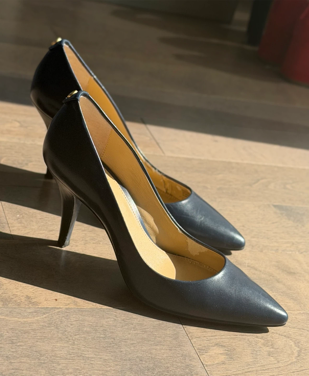 Michael Kors Navy Blue Heels (size 5.5)