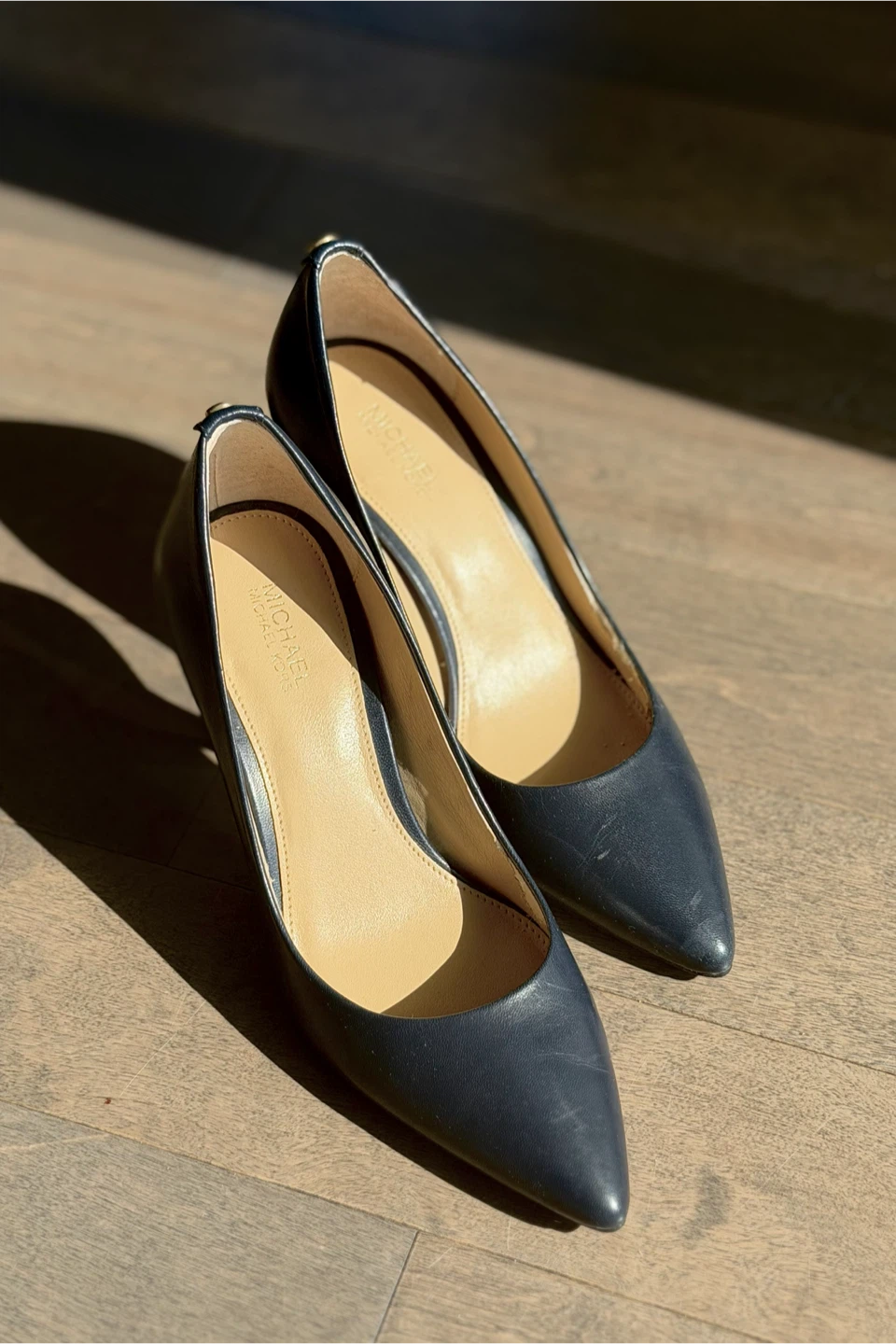 Michael Kors Navy Blue Heels (size 5.5) - photo 4