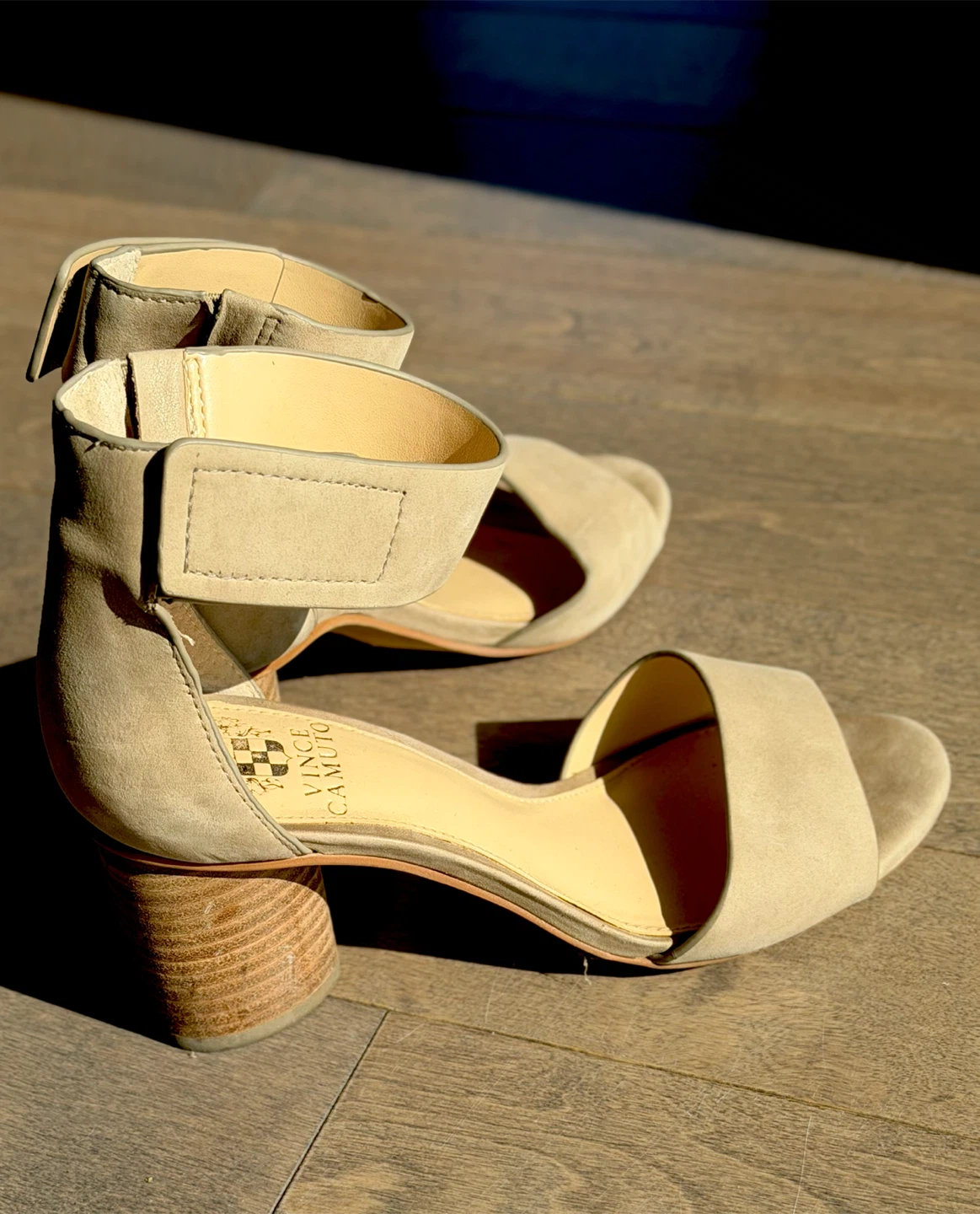 Vince Camuto Heel Sandals(size 5.5) - photo 3