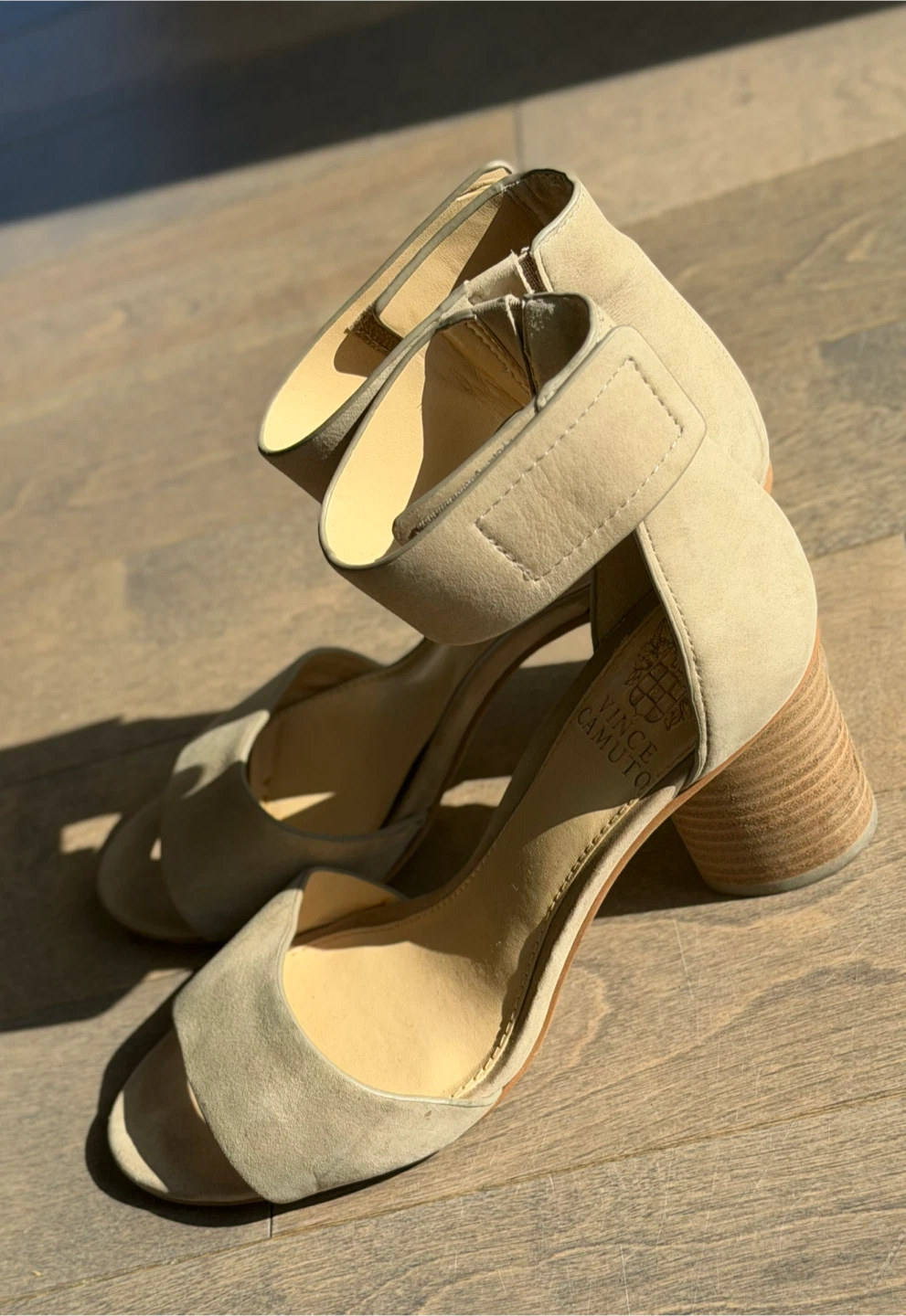 Vince Camuto Heel Sandals(size 5.5) - photo 4