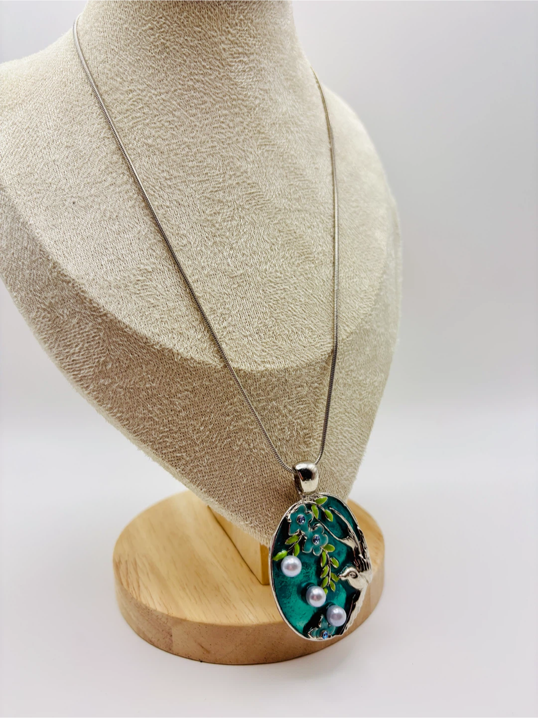 Enamel Bird and Flower Pendant Necklace - photo 4