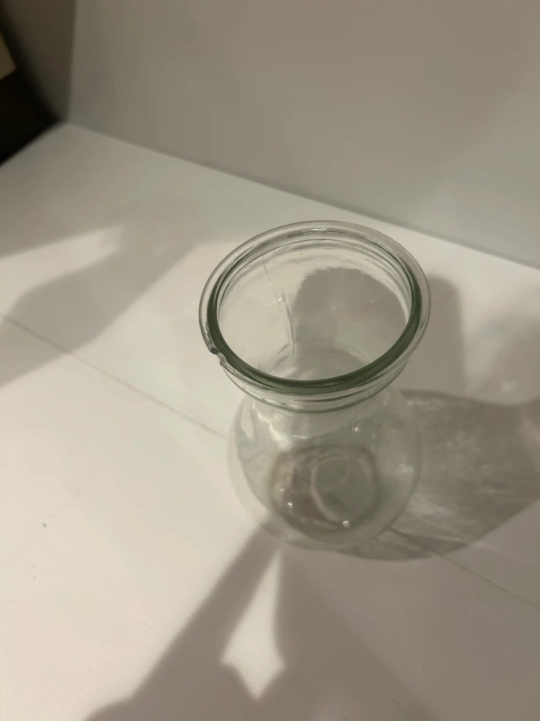 Small Glass Vase - photo 3