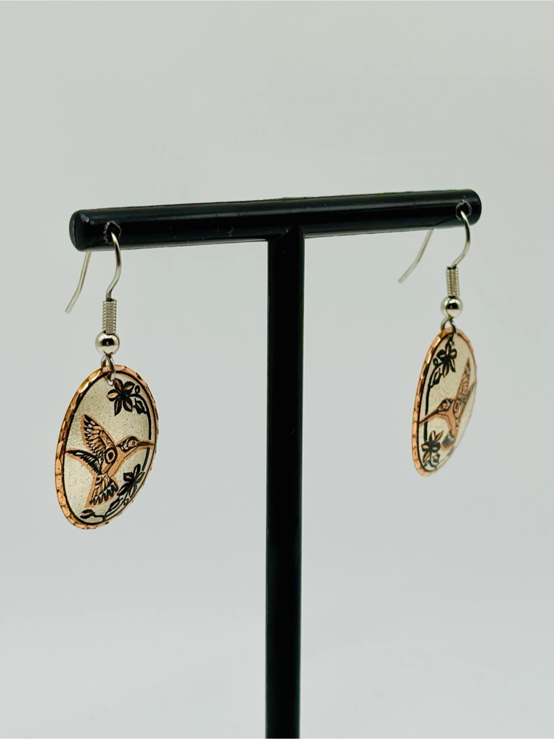 Hummingbird Oval Earrings - photo 4