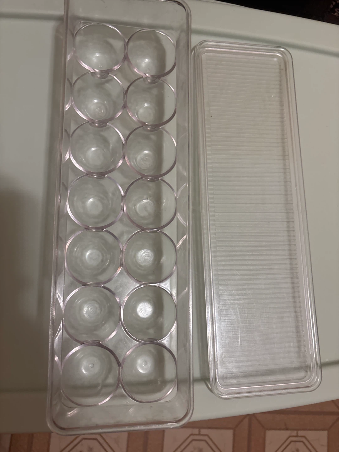 Clear Plastic Egg Holder with Lid - photo 2