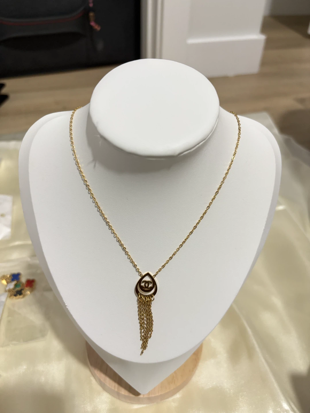 Necklaces - photo 2
