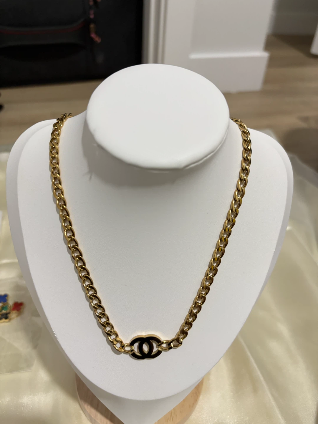 Necklaces - photo 3