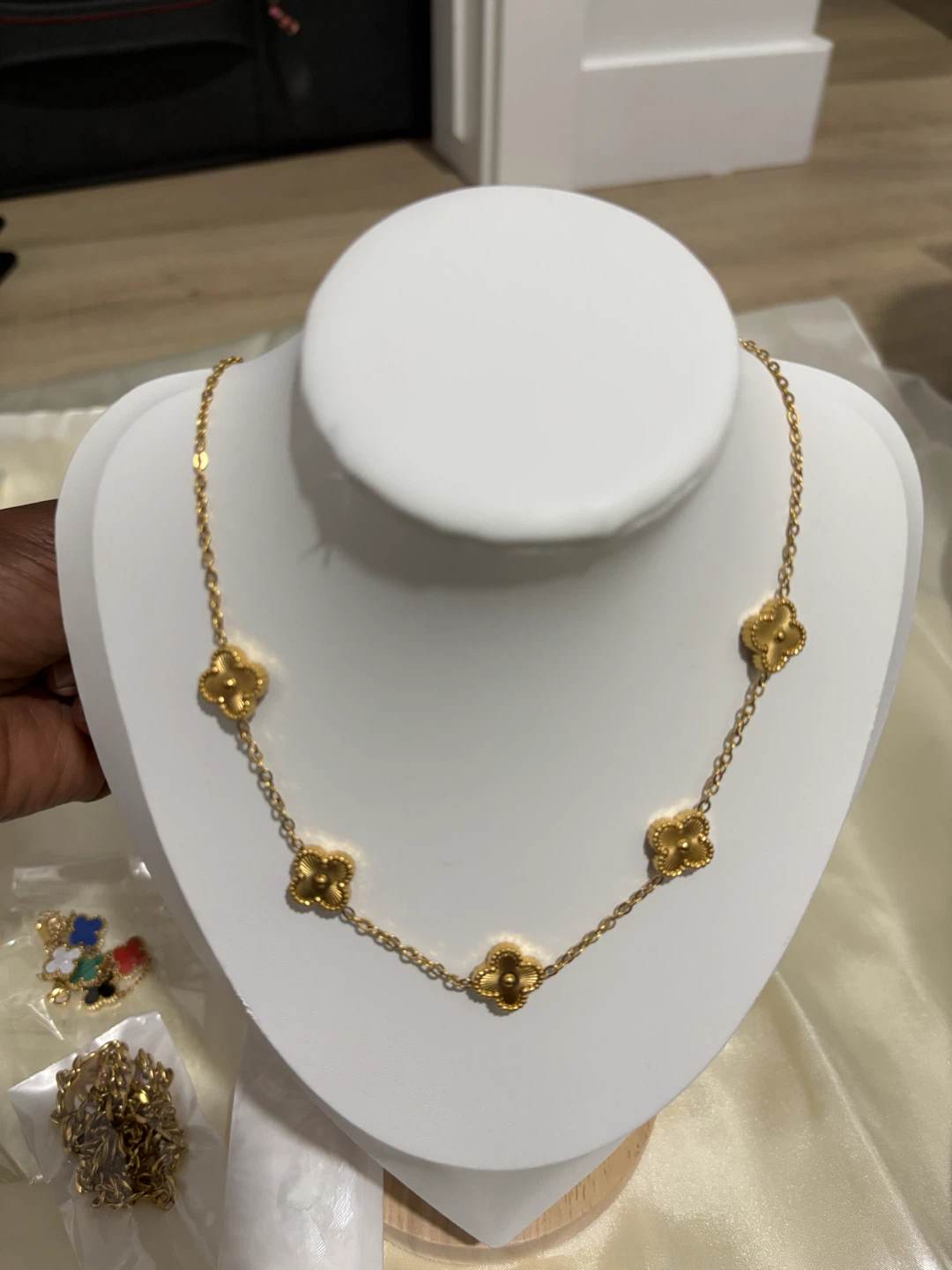Necklaces - photo 5