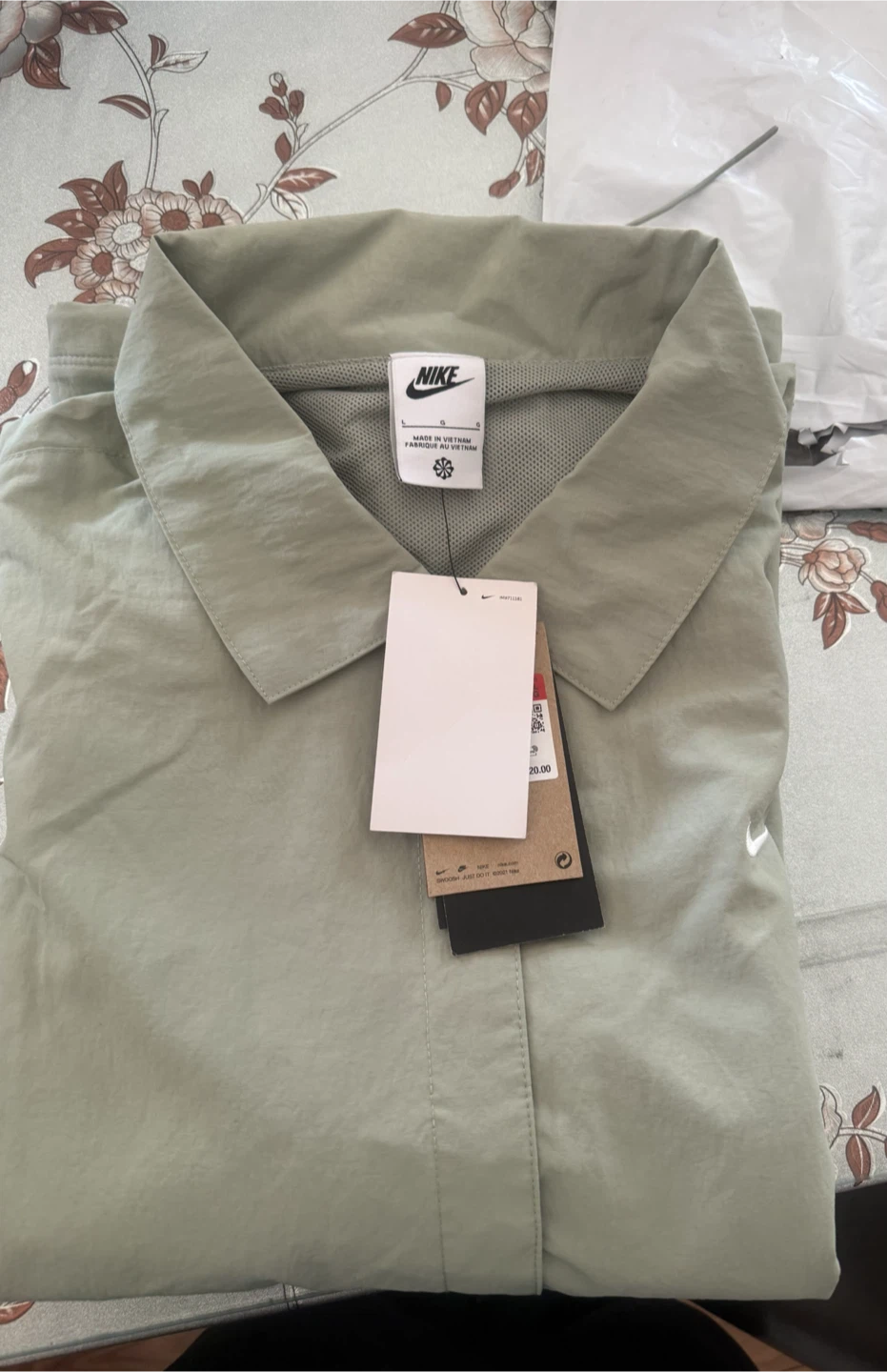 Nike Women's Lightweight Jacket