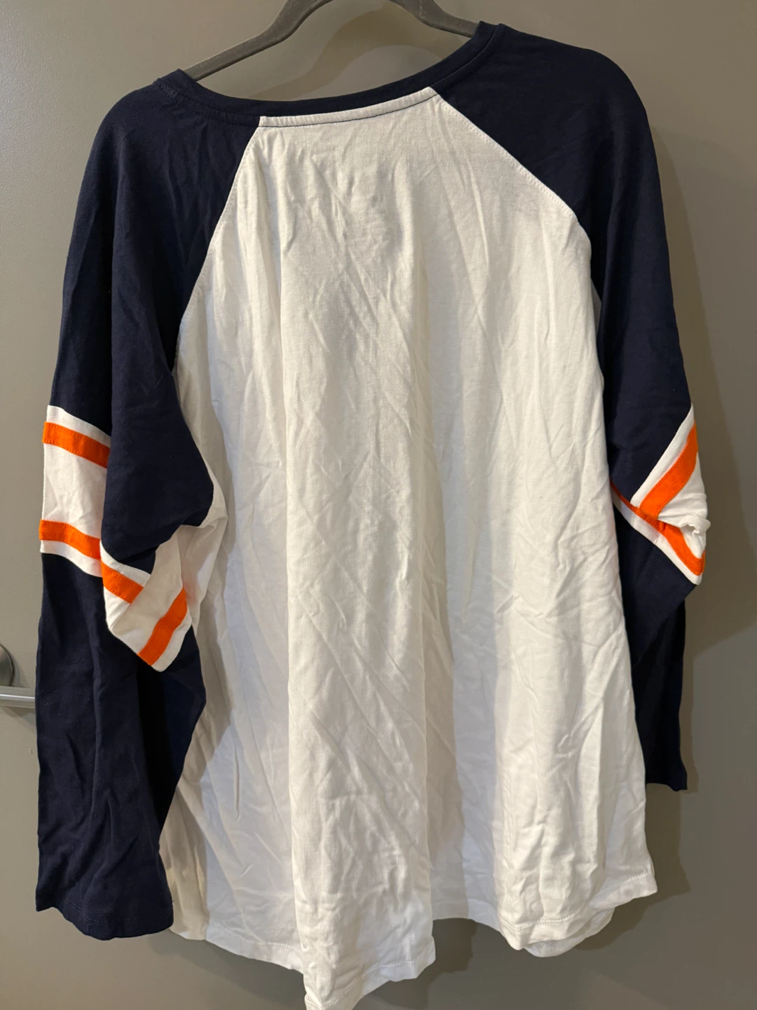 Fanatics NFL Licensed women’s Chicago Bears Lace-Up Shirt 2X - photo 2