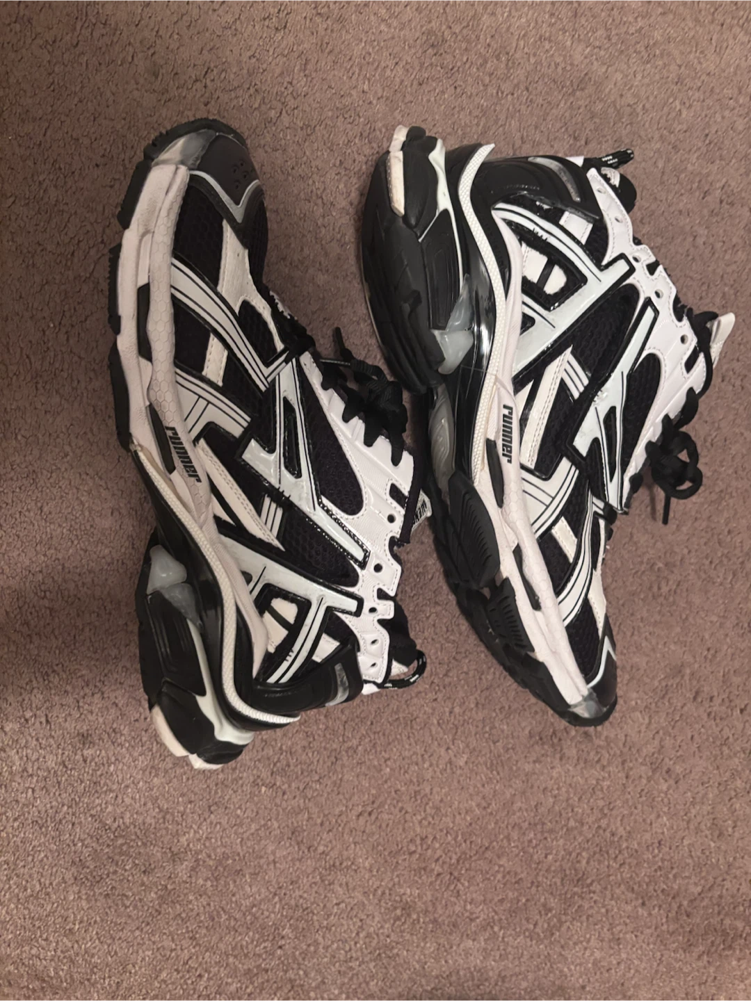 Balenciaga Runner Sneakers Size 43 - photo 2