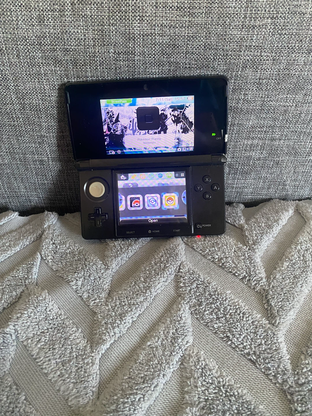 Nintendo 3DS Console - Black