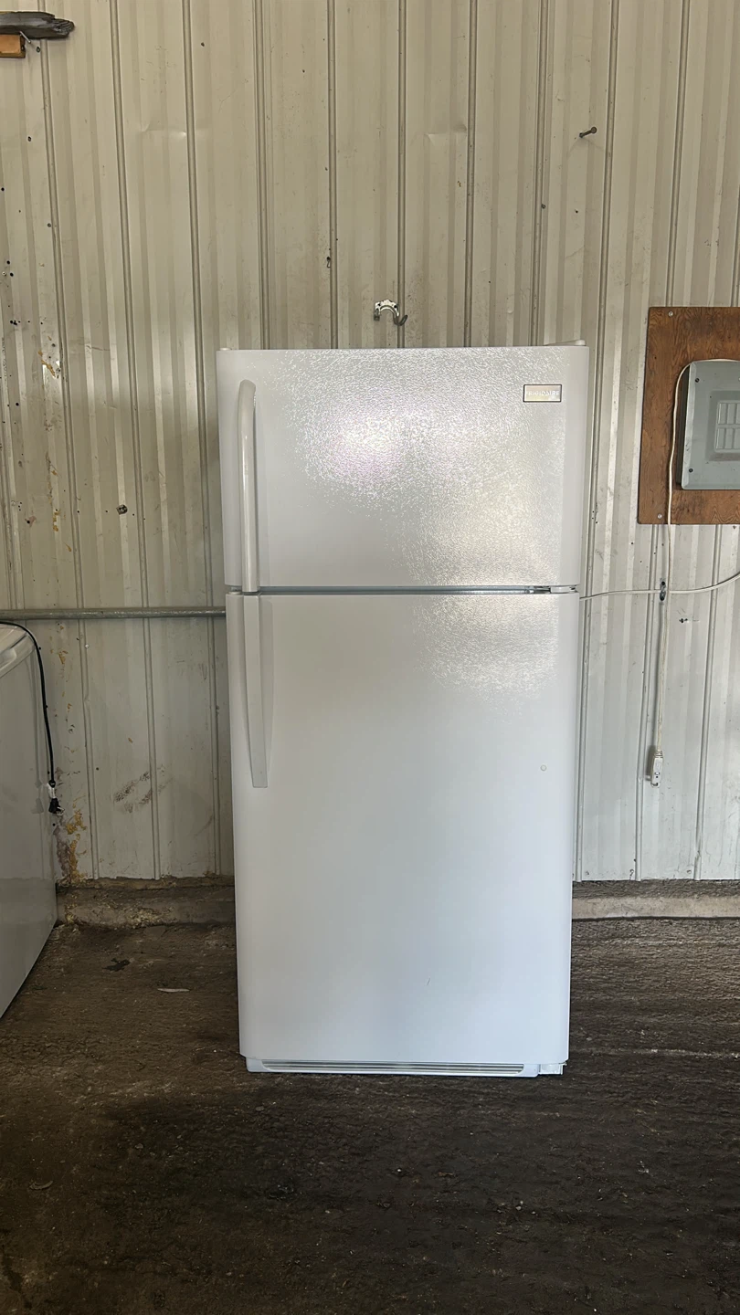 Refrigerator in very good condition
