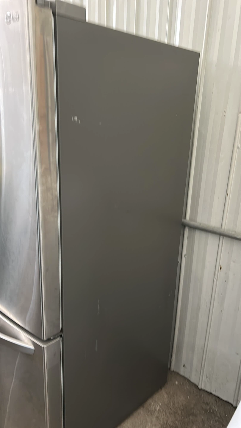 Refrigerator in very good condition33inch - photo 5