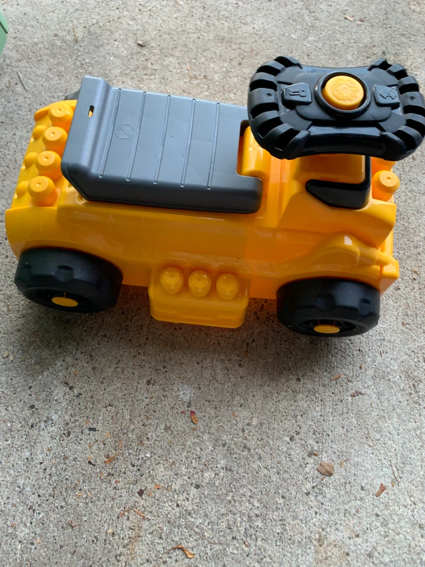 Lego truck sale $15 - photo 2
