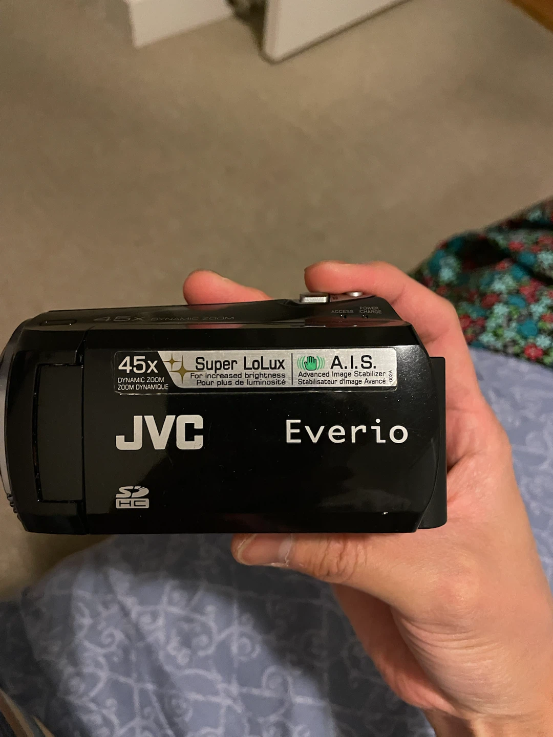 JVC Everio Camcorder - photo 4