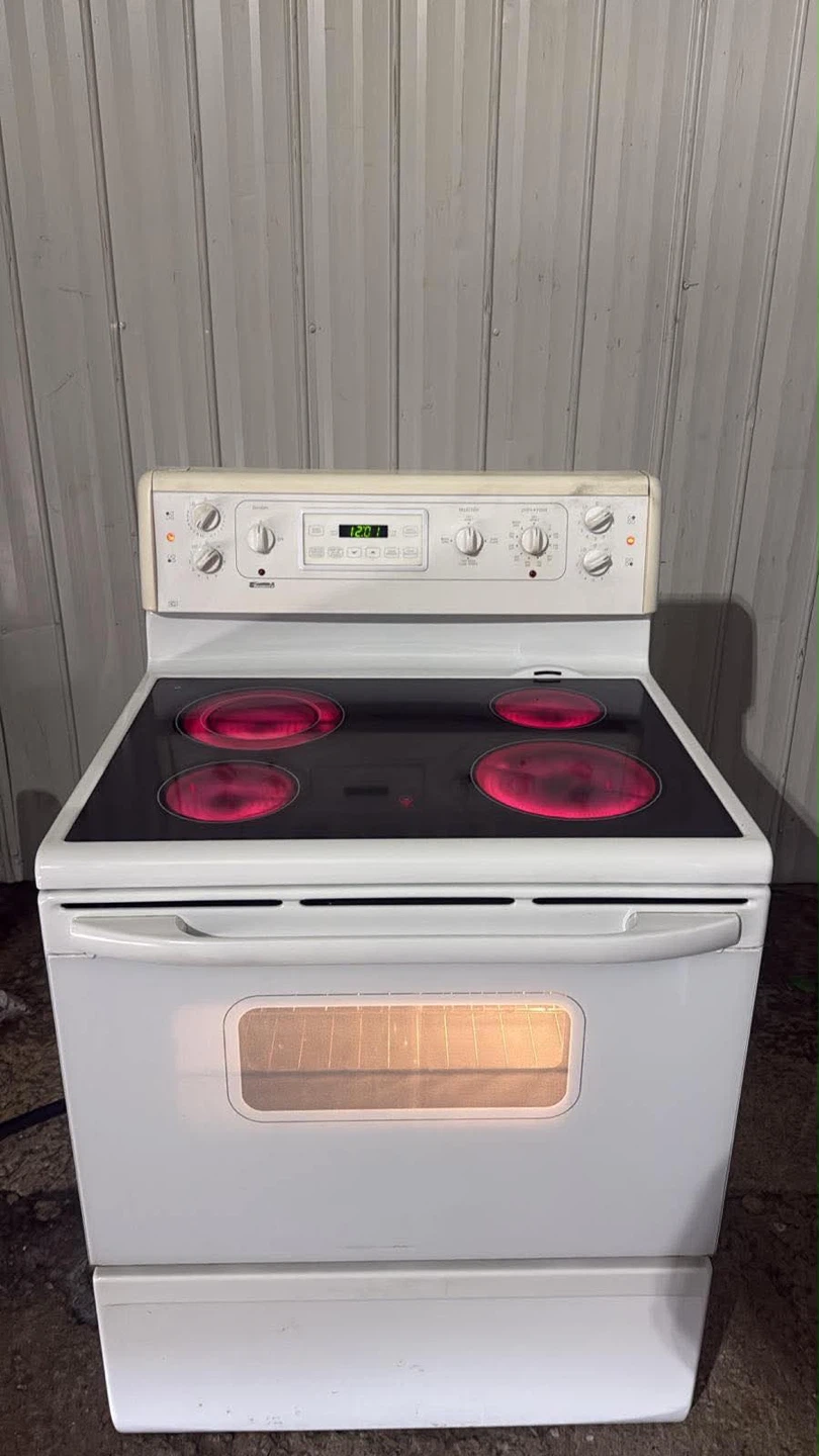 White stove  30 inch