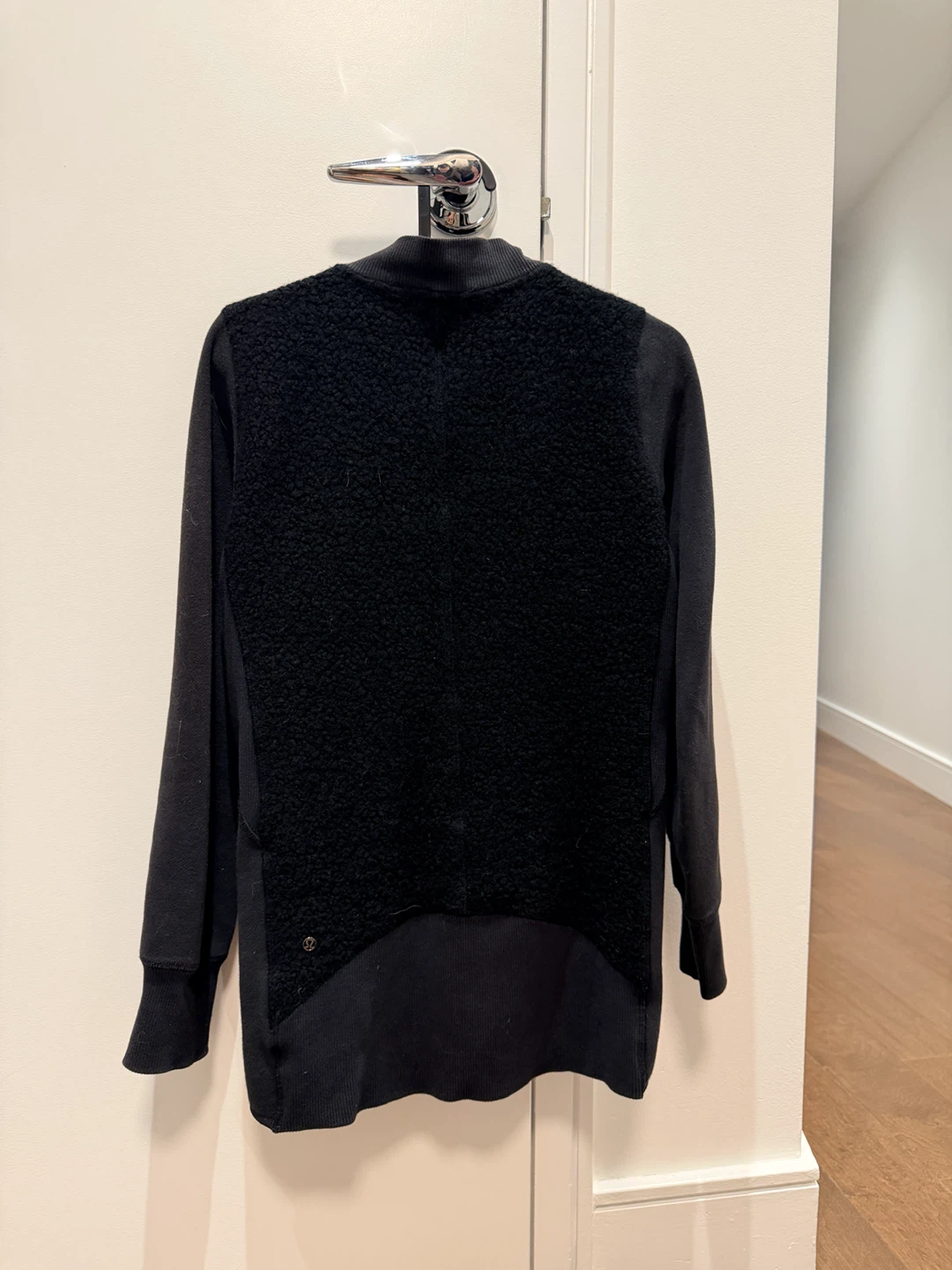 Lululemon Black Bomber Jacket Size 2 - photo 2