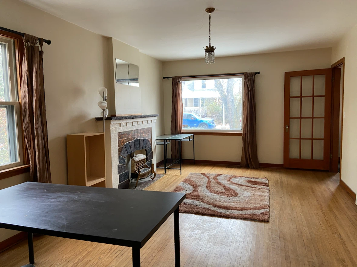2 bedroom house 1 km walk to UofA North Campus - photo 3
