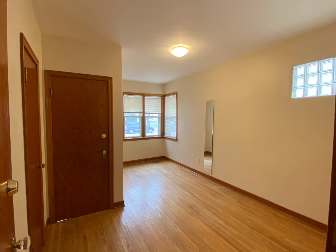 2 bedroom house 1 km walk to UofA North Campus - photo 5