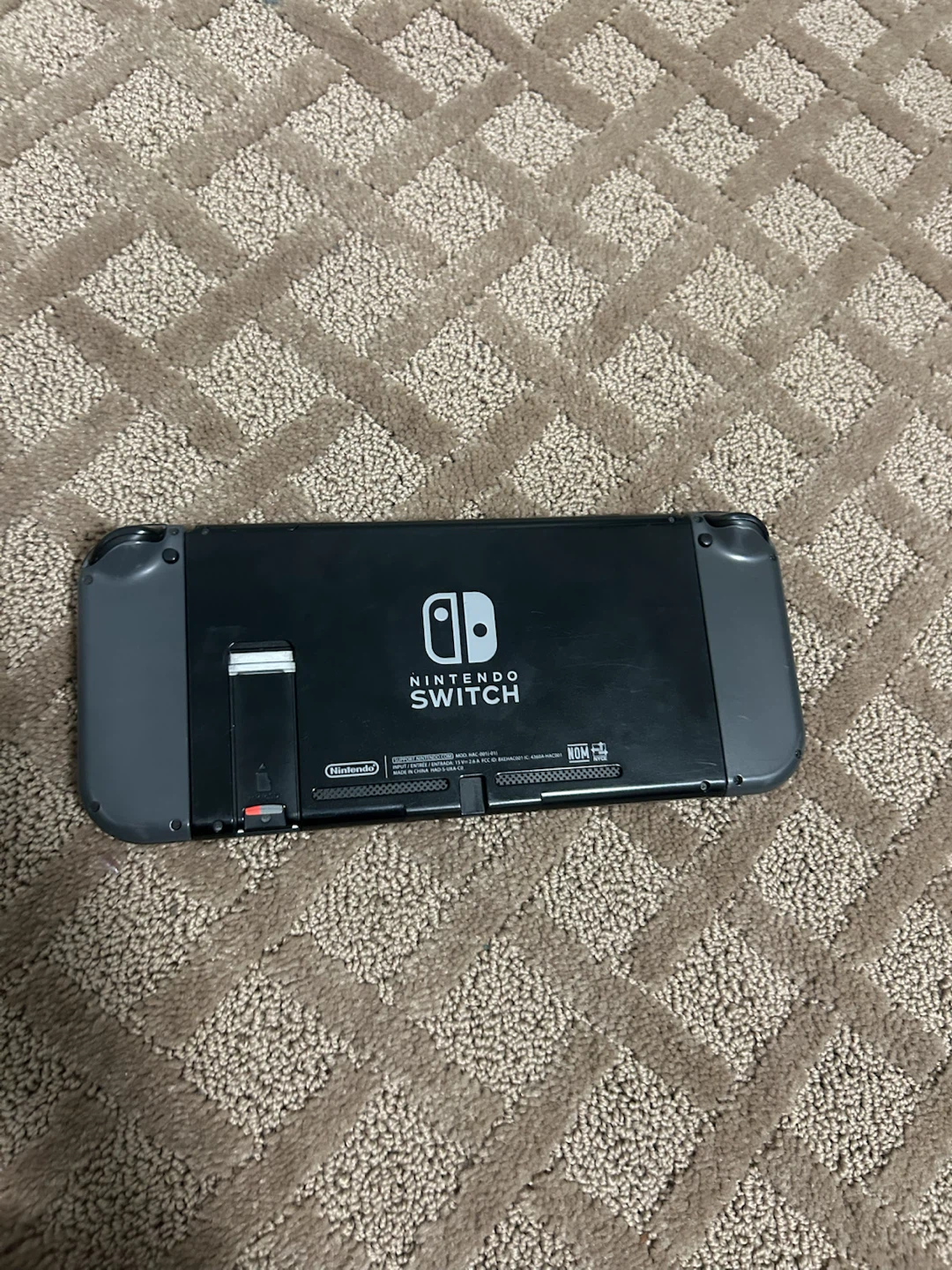 Nintendo Switch Console with Breath of the Wild Case - photo 2