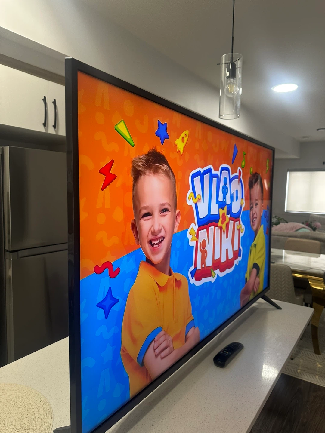 43-inch LG 4K UHD Smart TV (WebOS) – Like New - photo 4