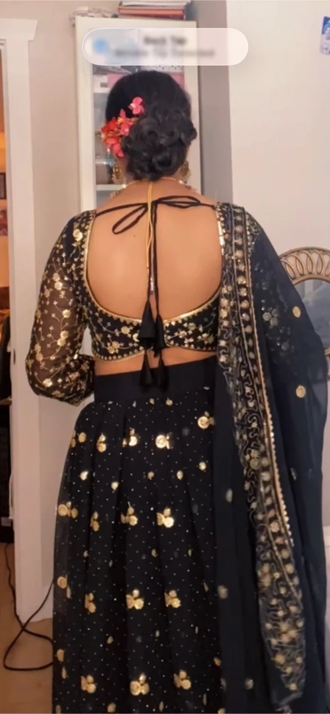Black sequined lehenga choli with dupatta - photo 2